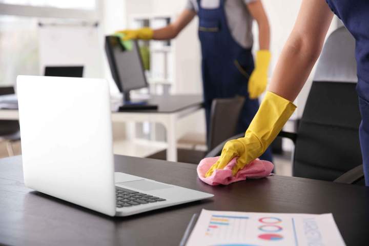 Offices Cleaning in Brampton